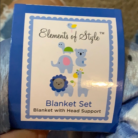 30” x 40” Blanket & Head Support Set - Picture 3 of 3